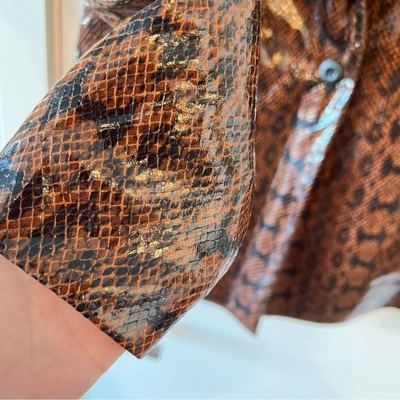 NWT WeWoreWhat Danielle Bernstein Faux Leather Snake Skin Button Down Bl… - Picture 5 of 6